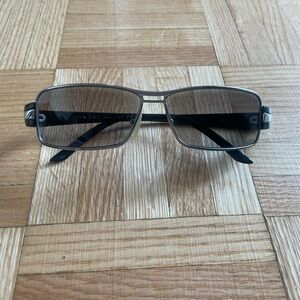Prada sunglasses SPR 50H 5812
